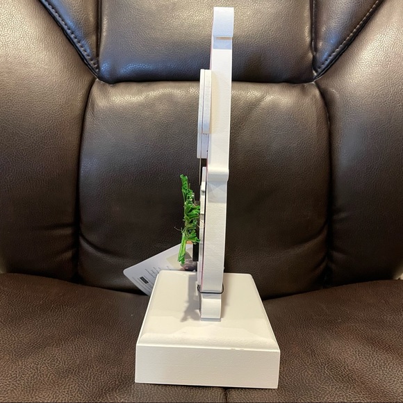 Rae Dunn Easter HUNNY BUNNY Wood Gnome Holding Carrot BRAND NEW!!! - Picture 5 of 7